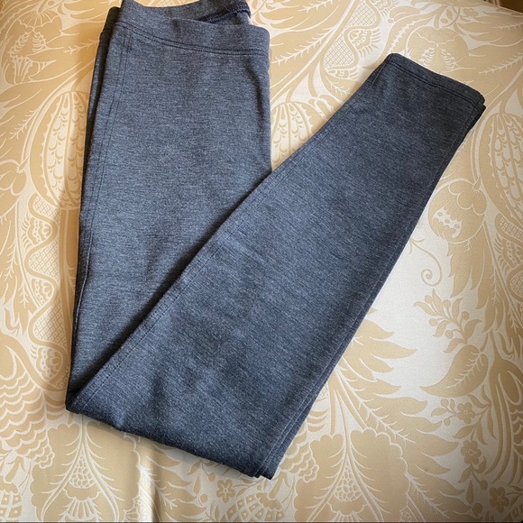 Elle Gray Leggings Size 2 - Picture 6 of 6